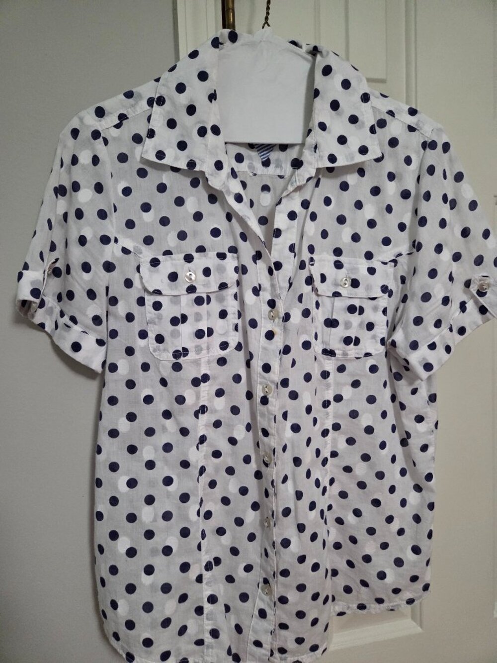 Karen Scott Short Sleeve Button Down Shirt Size Medium